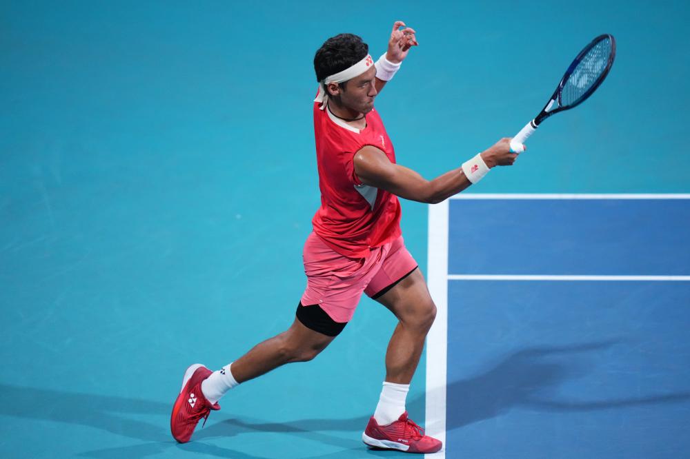 恭喜！吴艳妮亚洲女子跨栏排名第一：中国田径女神超越日本名将.